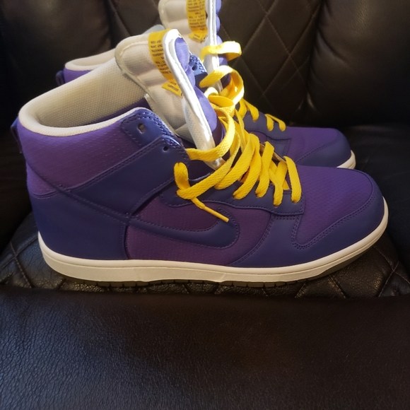 Nike Dunk High Varsity Purple - Picture 2 of 8